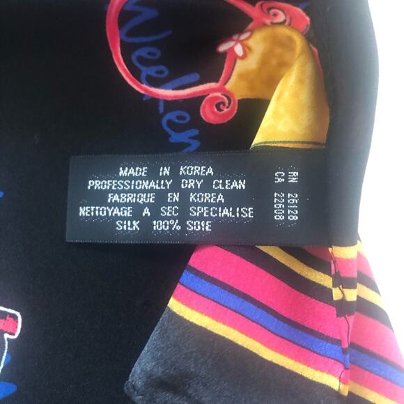 Weekenders Silk Scarf Perfume Lipstick Purse EUC - Picture 3 of 7